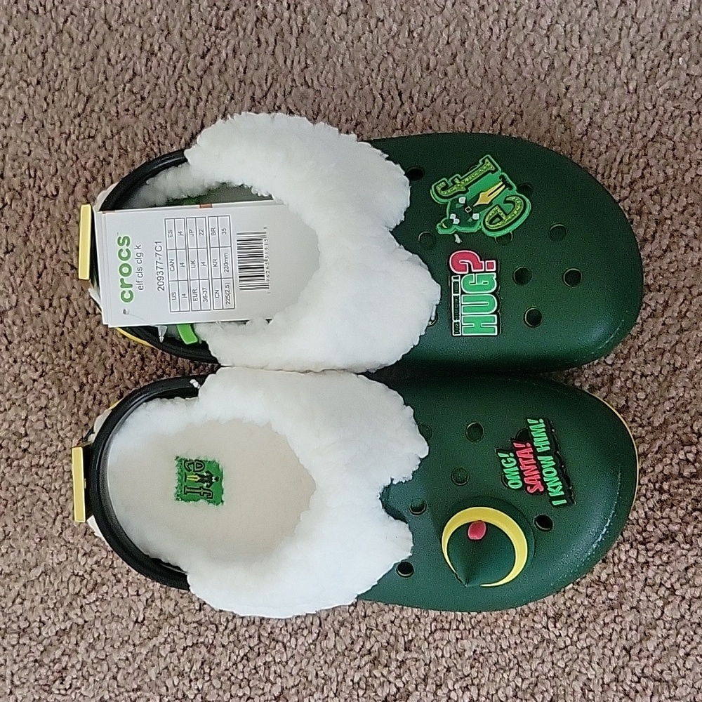 COPY - Elf crocs big kids 4